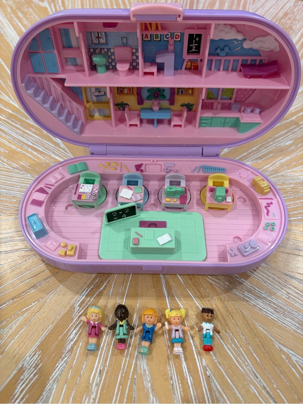 1992 COMPLETE Stampin’ School Polly Pocket Bluebird green teacher’s desk